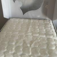 Erkek / Kız 121 cm KALP KABARTMALI KUTULU PELUŞ BEBEK BATTANİYESİ